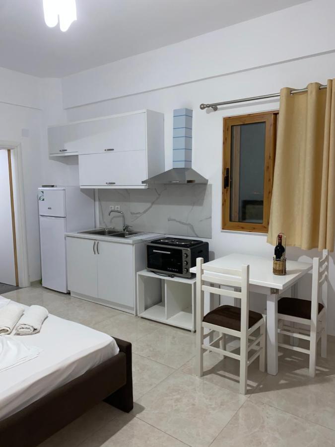 Am Apartment Sarandë Esterno foto