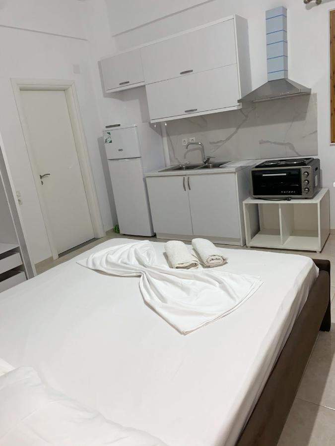 Am Apartment Sarandë Esterno foto